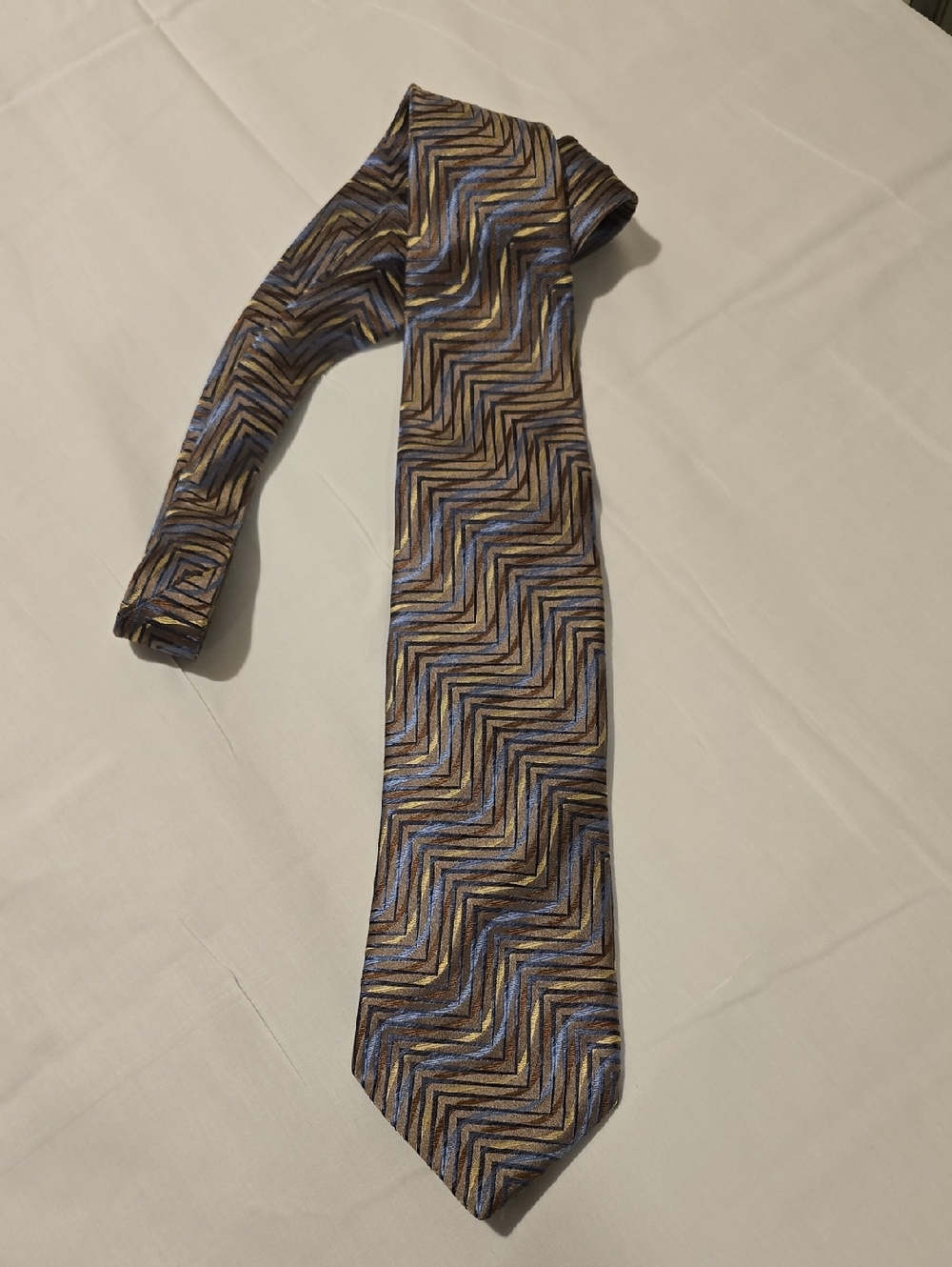 Jhane Barnes Brown, Blue and Gold Chevron Silk Tie